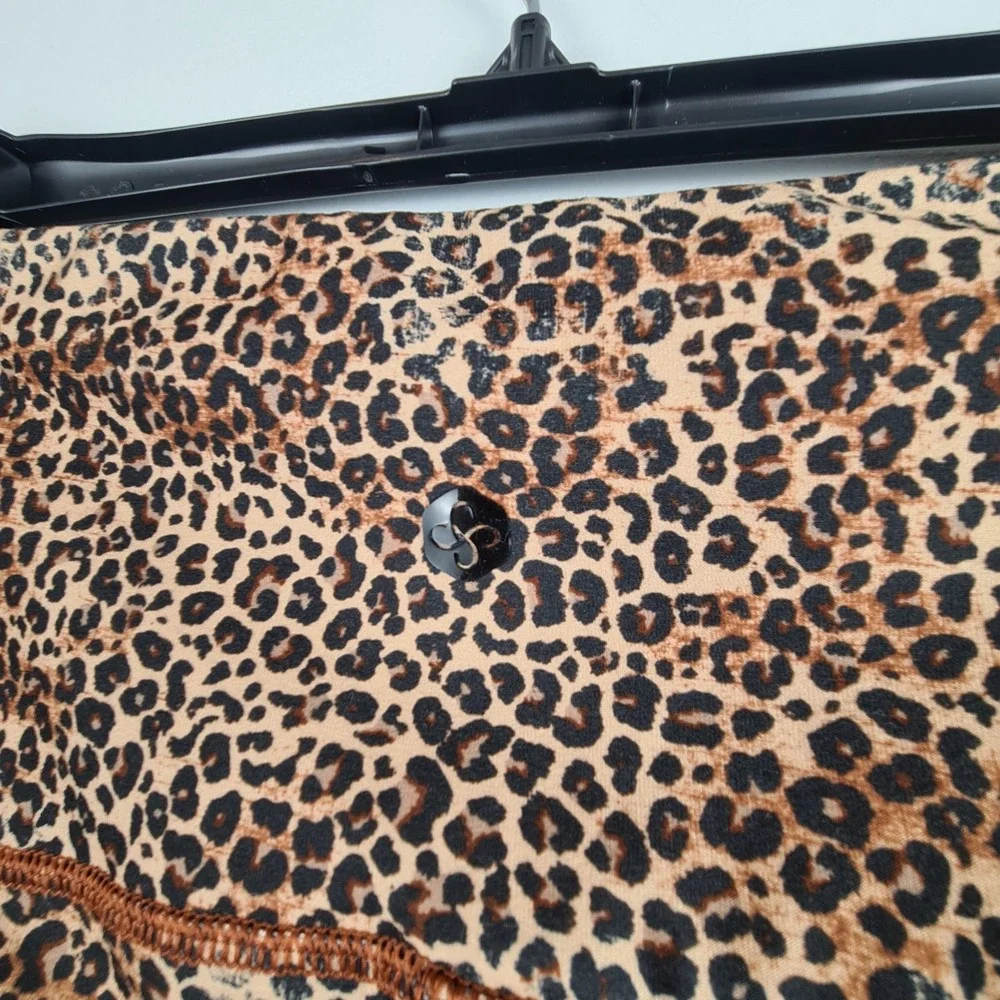Scorpio Sol High Waist Cheetah Print Soft Leggings Large‎ Tapered Leg Pocket - Picture 7 of 9